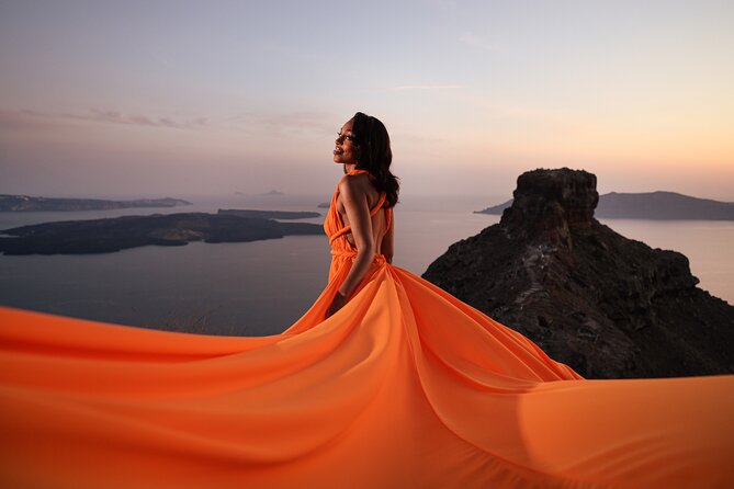 Santorini Flying Dress Photo Session Experience - How the assistant helps with dress changes and comfort