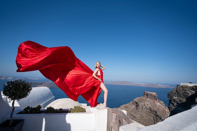 Santorini: Flying Dress Photoshoot - Who Should Book This Flying Dress Photoshoot?