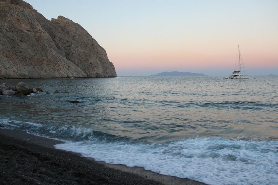 Santorini Fully Customizable Tour - Oia for 1 hour: how to make the most of the short time