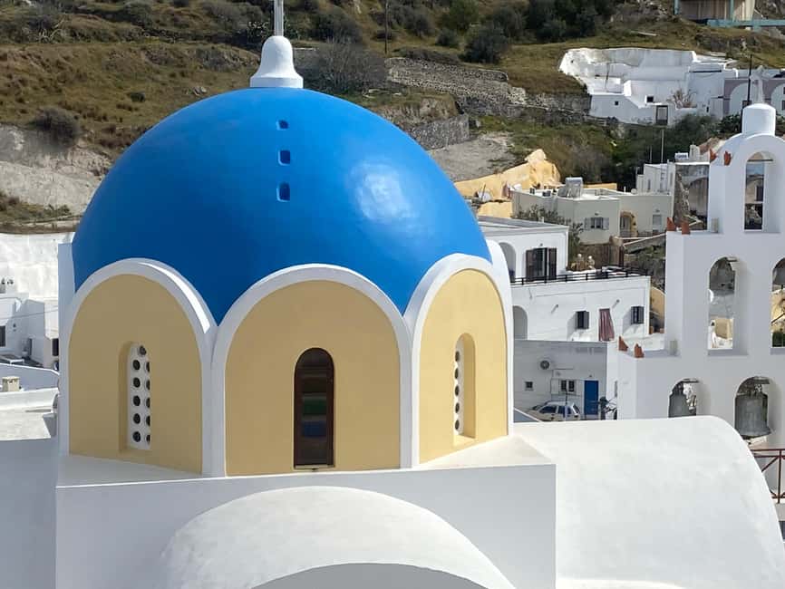 Santorini Fun Wine tour-Visit 2 Wineries-transfers included - Santorini wine, planned for real life (pick-up, small group, 3 hours)