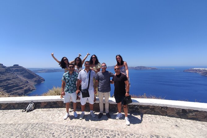 Santorini Highlights Private Tour - Akrotiri Archaeological Site: Why the Bronze Age Stop Is Worth It