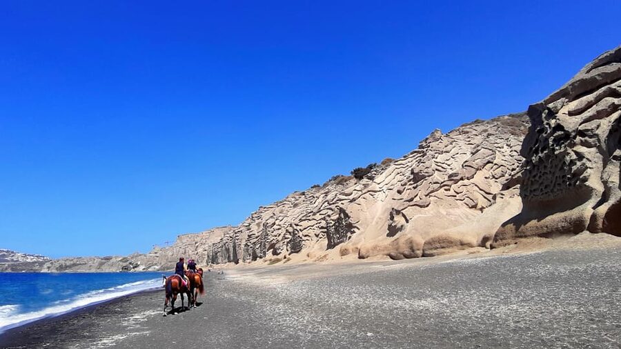Santorini: Horseback Riding Tour on the Beach - Should you book this Santorini horseback tour with Roloas?