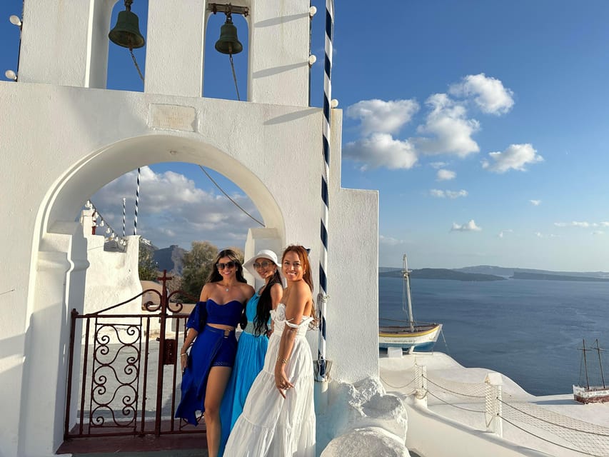 Santorini Iconic Villages Tour: Oia, Imerovigli, Firostefani - The Optional Vineyard Stop on the Way Back