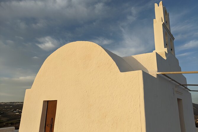 Santorini Instagram and TikTok Photo Spots Private Tour - Perissa black sand beach: photos, then food and cocktails nearby