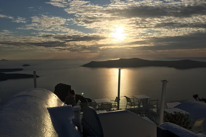 Santorini Local Tour - Sunset Strategy: Lighthouse Views and Oia’s Castle of St Nicholas