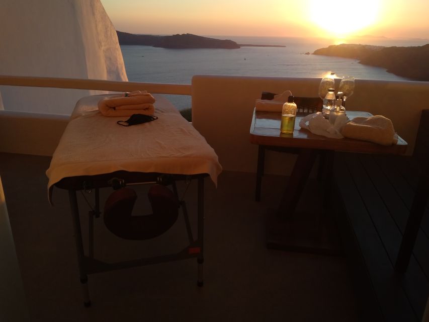 Santorini: Mobile Couples Massage at Your Private Villa - Your 1 to 1.5 hour session: what happens in order
