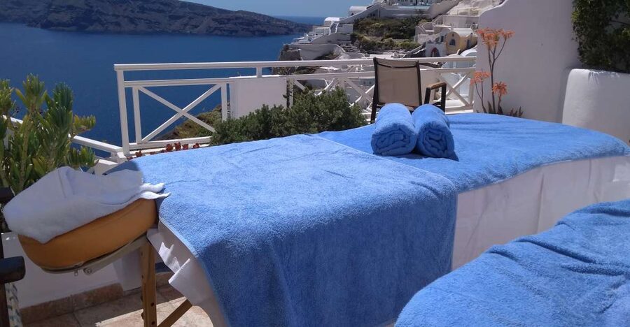 Santorini: Mobile Couples Massage at Your Private Villa - Who this suits best, and who should skip it