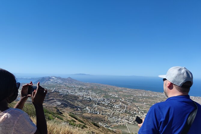 Santorini Must-See Highlights: Private Shore Tour - Red Beach, volcanic colors, and the optional prehistoric add-on