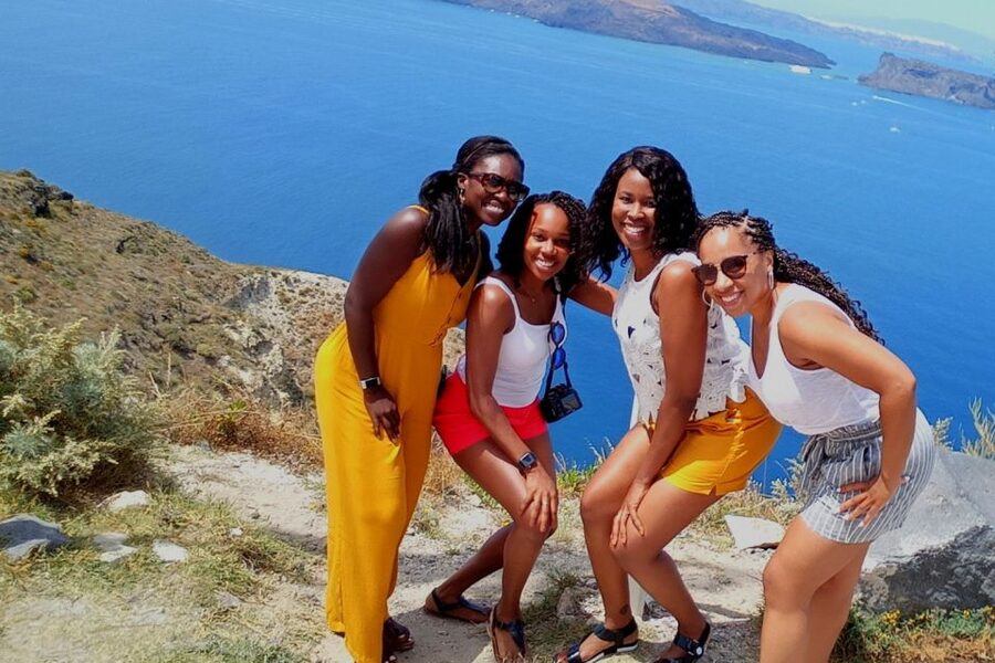Santorini: Must-See Highlights Private Sightseeing Tour - Oia village, free time, and the iconic blue-domed churches