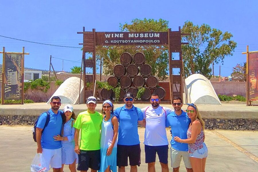 Santorini: Must-See Highlights Private Sightseeing Tour - Pickup in Thera, then straight into viewpoints