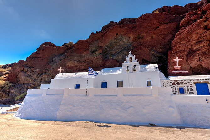 Santorini_Panoramic Tour - Stop 1 Oia: blue domes, caldera views, and photo time
