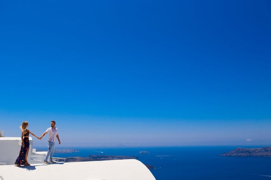 Santorini: Photo Shoot with a Private Vacation Photographer - Direction that keeps photos natural, even if you hate posing