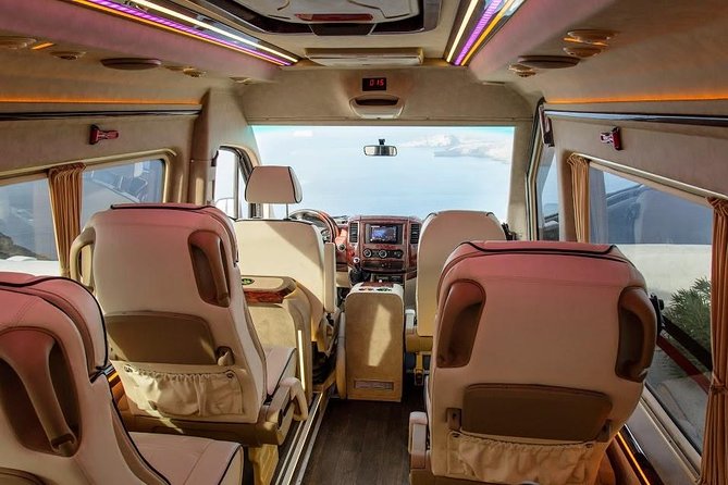 Santorini Port Transport & Transfer Services - Private vs shared transfers, and which one makes sense for you
