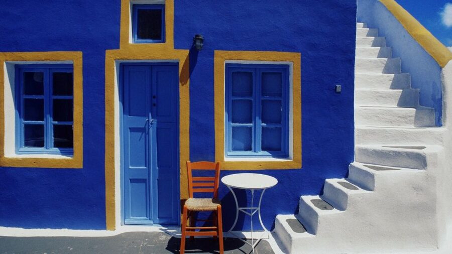 Santorini: Private 4-Hour Chauffeur Service - Traditional villages and the feel of real Santorini