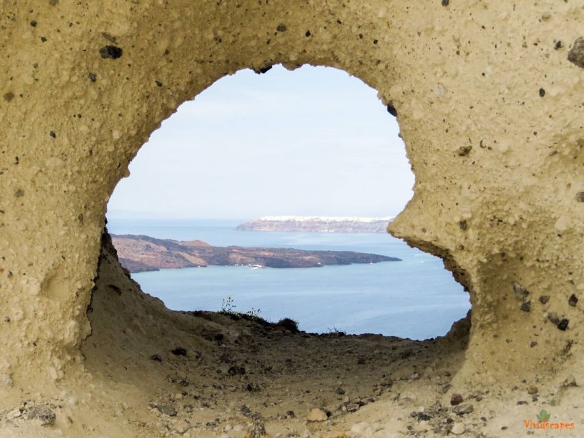 Santorini: Private 4-Hour Chauffeur Service - How the driver-guide makes the logistics feel invisible