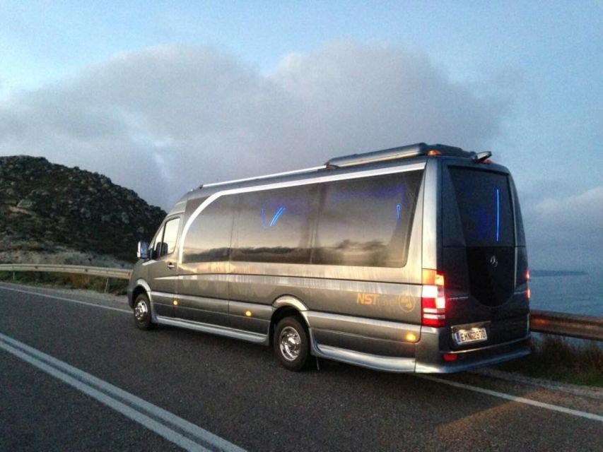 Santorini: Private 4-Hour Chauffeur Service - Luxury vehicle comfort, English guidance, and real-world pacing