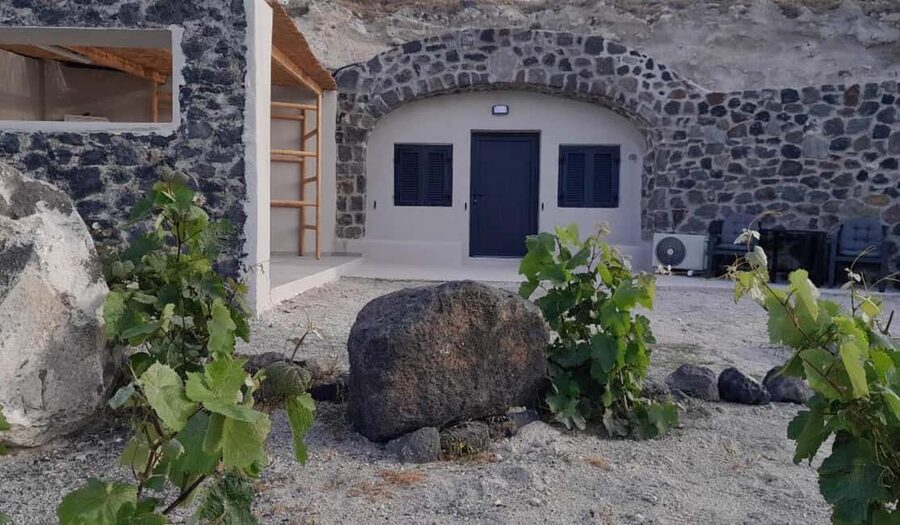 Santorini: Private Agri-Educational Visit to an Organic Farm - Price, time, and whether it feels worth $56