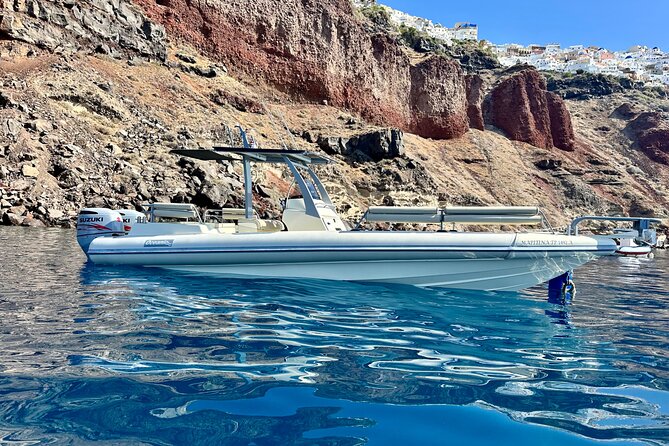 Santorini private boat tour - The route’s structure: Volcano, White Beach, Thirassia, Caldera Beach