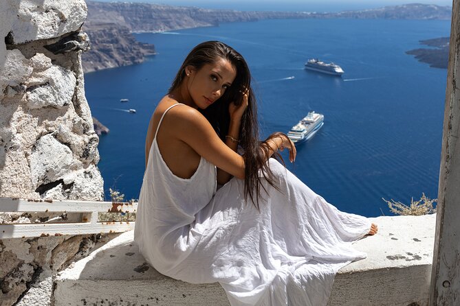 Santorini Private Casual Photoshoot in Oia and Imerovigli - Price and value: is $337.15 a smart deal?