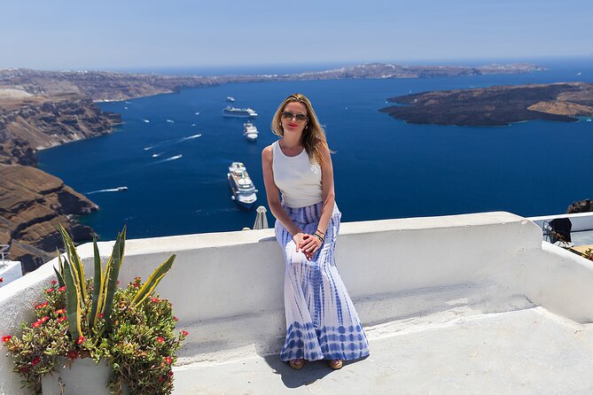 Santorini Private Casual Photoshoot in Oia and Imerovigli - How to prepare so the photos look like you wanted them to