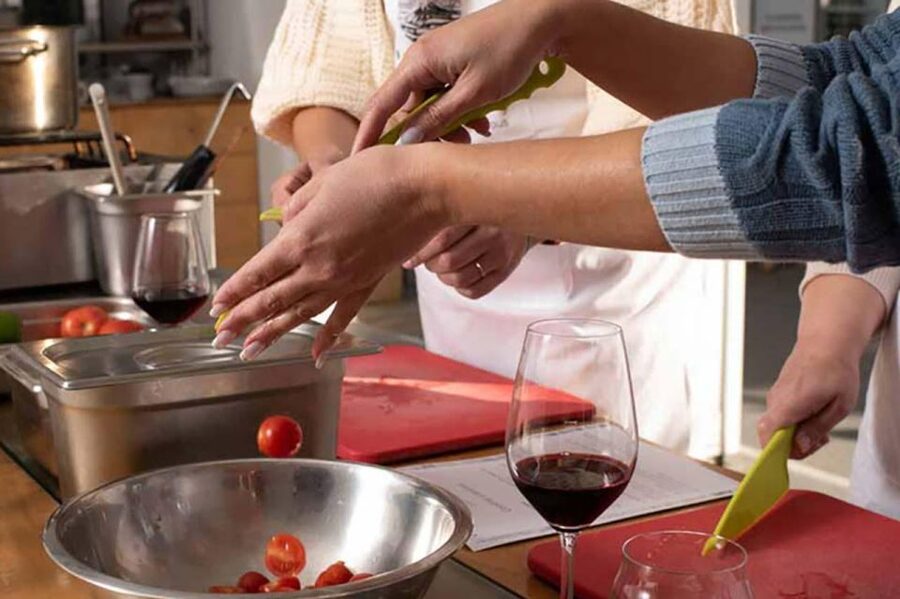 Santorini: Private Cooking Class and Wine Tasting Tour - Lunch, Aperitifs, and Eating What You Make