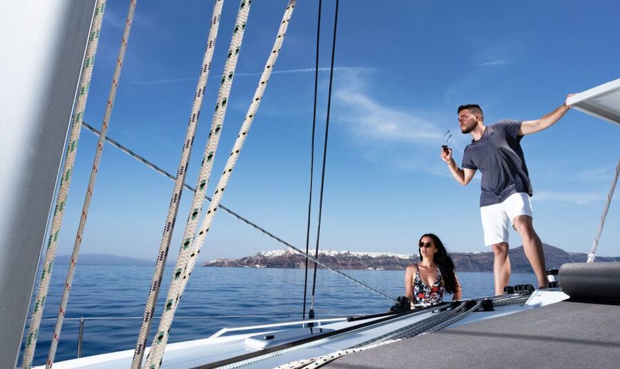 Santorini: Private Day Cruise with a BBQ meal and Open Bar - Vlychada Morning Departure and the Color Beaches