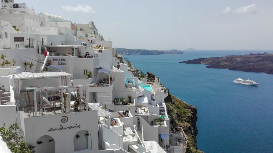 Santorini: Private Day Tour with Guide - Akrotiri: prehistoric time travel under volcanic ash