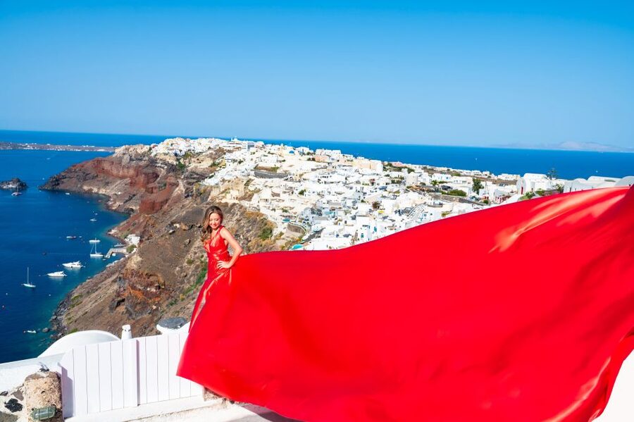 Santorini: Private Flying Dress Photoshoot with Pickup - Who should book this (and who might want a different plan)