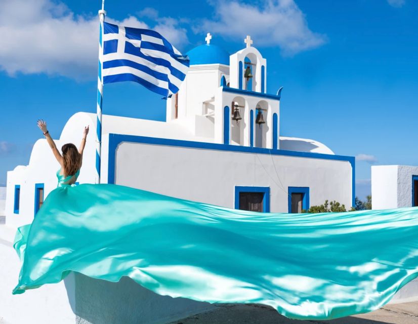 Santorini: Private Flying Dress Photoshoot with Pickup - The payoff: 40 edited digital photos, no watermarks
