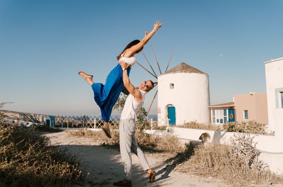 Santorini: Private Four Hour Tour - Stop for Local Food: Small Meal Breaks Add Big Value