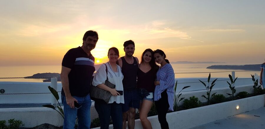 Santorini: Private Group Sightseeing Tour - Value check: is $518 per group worth it for your kind of trip?