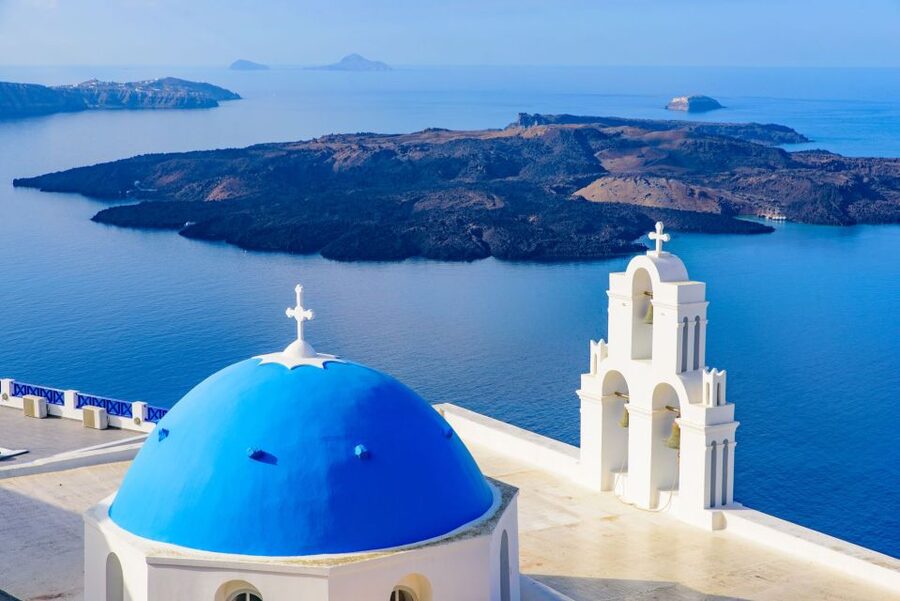 Santorini: Private Guided Sunrise Tour with a Sunrise View - Akrotiri lighthouse: the southern finish that ties it together