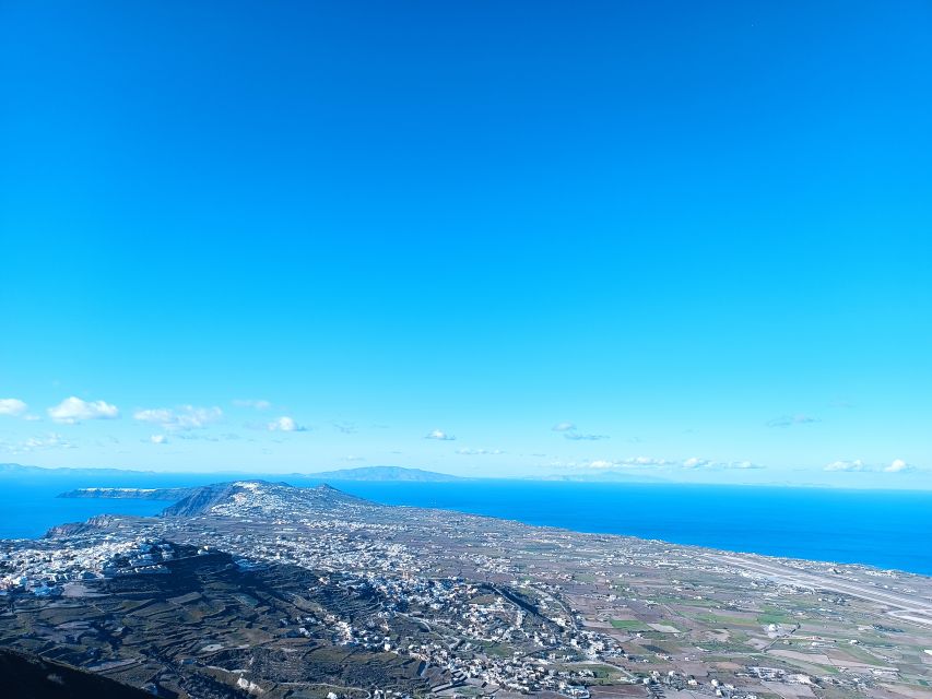 Santorini: Private Guided Tour with Sunset View - Perissa and Pyrgos: the island beyond the cliff towns