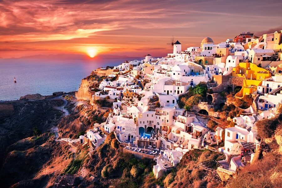 Santorini: Private Guided Tour with Sunset View - Volcanic beaches: Red Sand, Vlychada, Black Sand