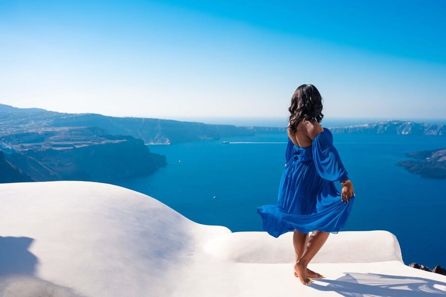 Santorini: Private Photoshoot Tour by a Pro Photographer - Who this is best for in Santorini
