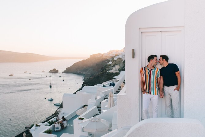 Santorini - Private Photoshoot with a Top Local Photographer - How you get your photos: numbers, editing, and what to expect