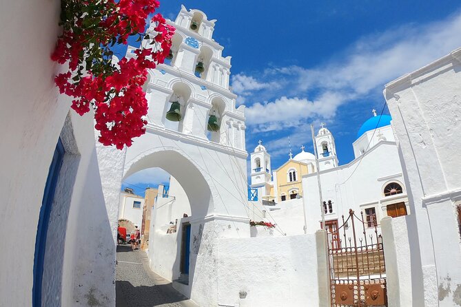 Santorini Private sightseeing land tours - The comfort upgrade: a deluxe air-conditioned van that keeps you sane