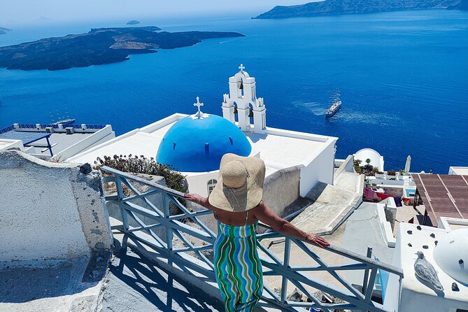 Santorini: Private Sightseeing Tour with Local Guide - Ammoudi Bay: The Harbor Stop That Breaks Up the Cliffs