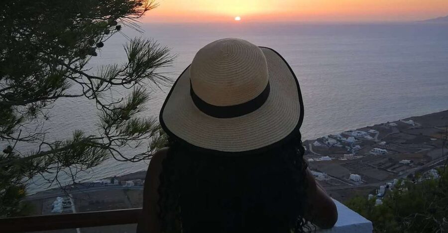 Santorini: Private Sunrise Tour with Breakfast and Oia Visit - Imerovígli’s sunrise lookout, the balcony of the Aegean