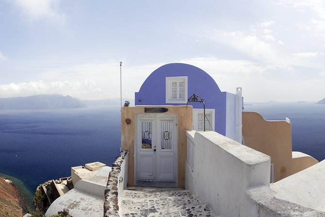 Santorini Private Tour 5hours Wine and local product tasting - Akrotiri finale: organic bites, wine of three varieties, sunset terrace