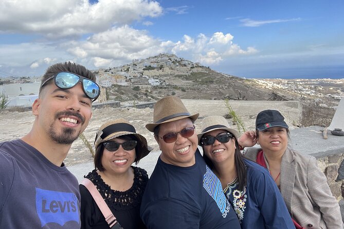 Santorini Private Tour - Megalochori and the Heart of Santorini Photo Breaks