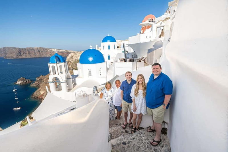 Santorini: Private Tour Experience with Breathtaking Views - Oia’s blue-domed churches and Venetian Castle viewpoints