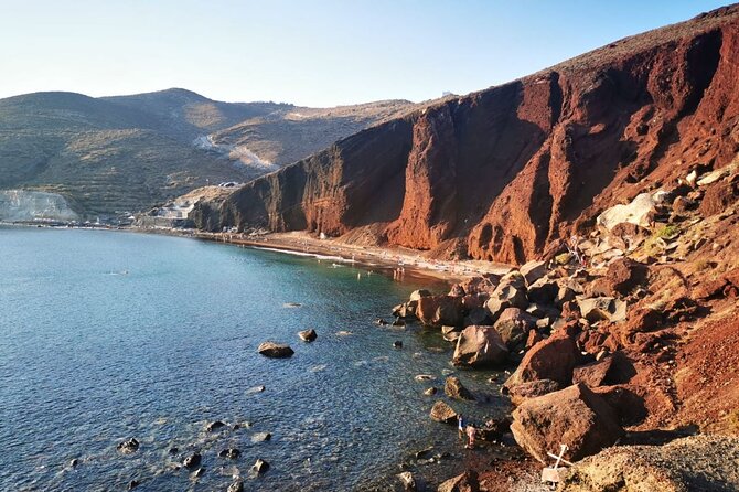 Santorini Private Tour Highlights 6h for Groups and Families - Stop 2: Oia, cliffside charm, and how to use your hour