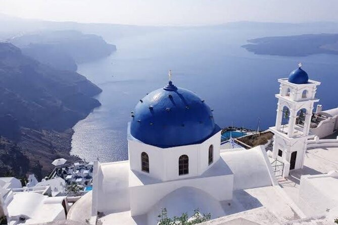Santorini Private Tour in Spanish - Firostefani’s Blue Dome Church, a Perfect Warm-Up