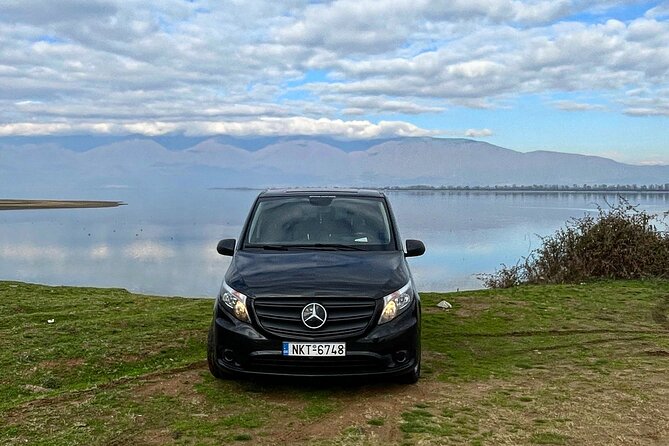 Santorini Private Transfers : From-to Airport/Port or Hotel - Hotel pickups in Santorini, plus the reality of vehicle access