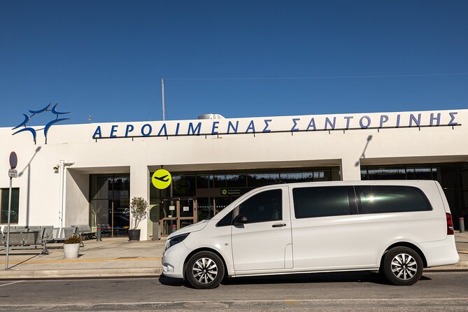 Santorini: Private Transfers To / From the Airport (JTR) - Timing: why 15 to 45 minutes can still feel instant