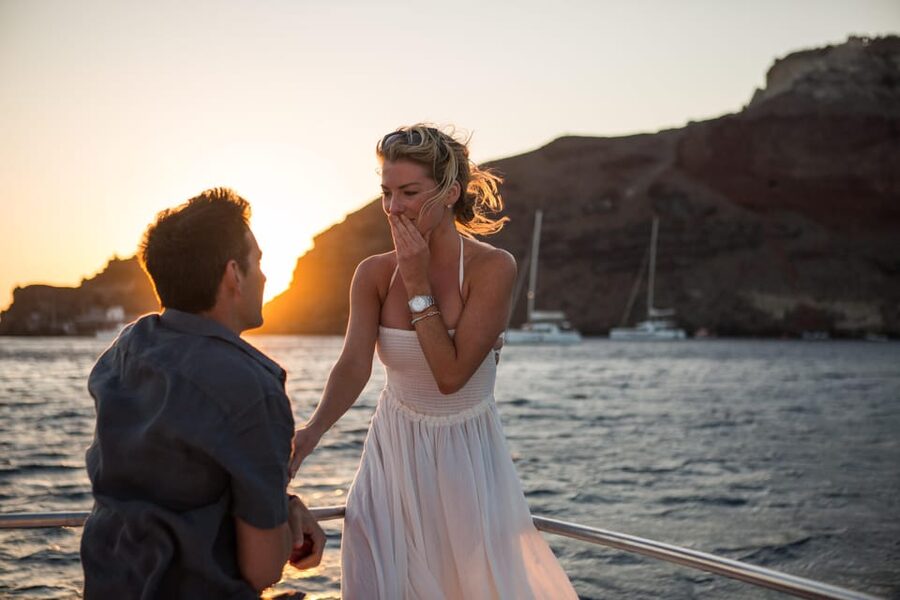 Santorini Proposal: A Luxury Photoshoot for Your Yes! Moment - Key highlights that matter before you book