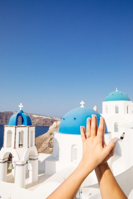Santorini Proposal: A Luxury Photoshoot for Your Yes! Moment - Price and value: what $553 per group covers