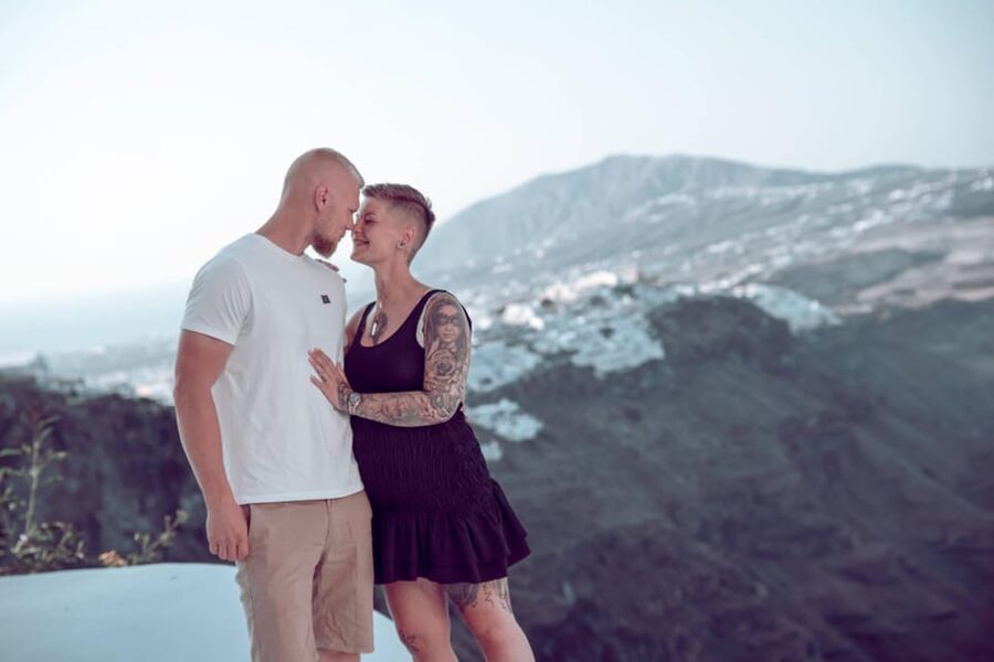 Santorini: Proposal Photoshoot l Private Entry to blue Dome - Price check: is $212 per group good value?