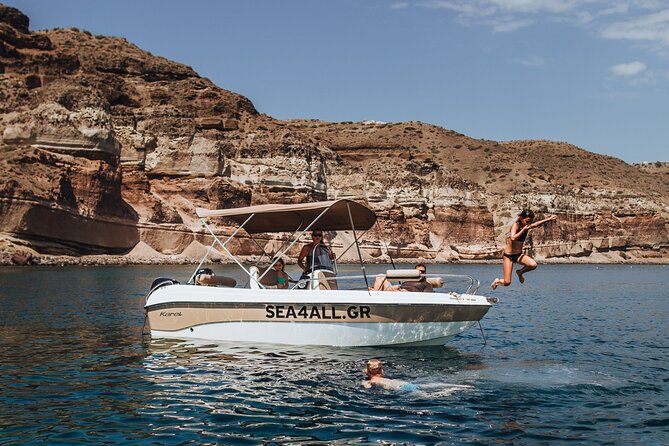 Santorini Rent a Boat Without License - Karel Paxos vs Karel Ithaca: Choosing Your Boat for the Day